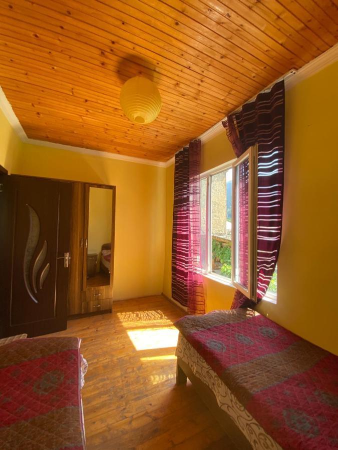 Shaulini Hotel Kashveti Екстериор снимка